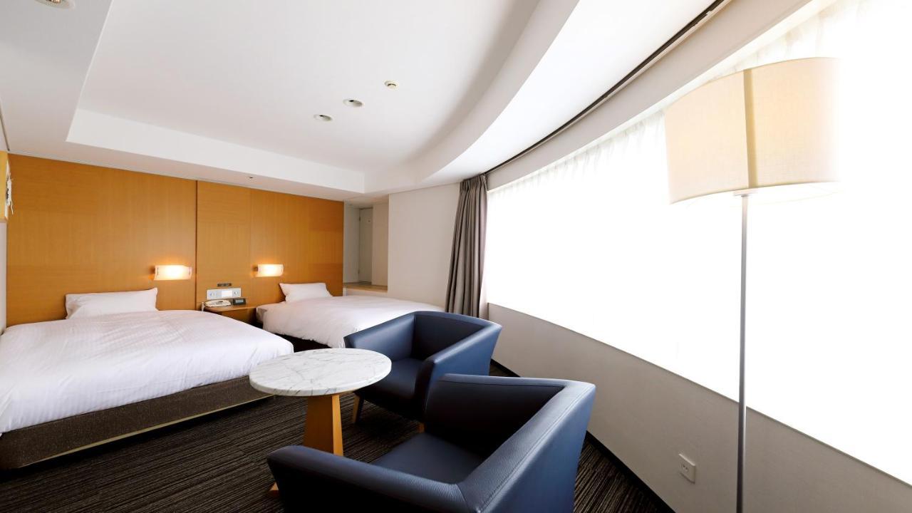 Smile Hotel Osaka Yotsubashi Buitenkant foto